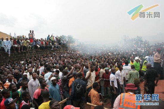 尼日利亚一架客机机场附近坠毁 至少193人遇难